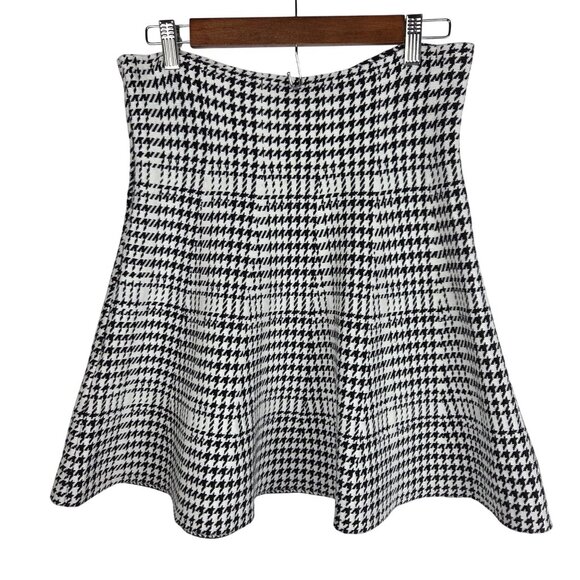 Classic Concepts Mini Skirt Sz Large Houndstooth ALine Pullon Black White Preppy - Picture 1 of 8